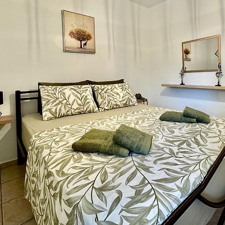 Agis Apartment Kavála Luaran gambar